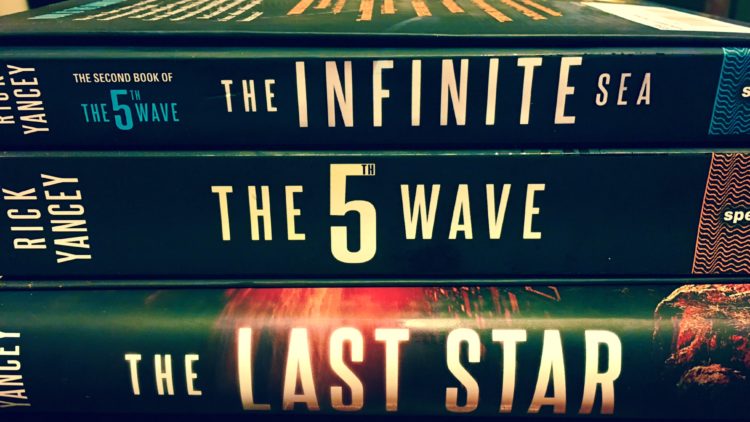 The Fifth Wave Series – Full Review – Read it!